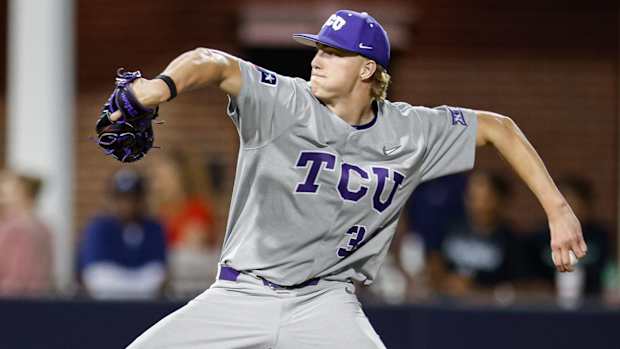 TCU Baseball starting pitcher Braeden Sloan